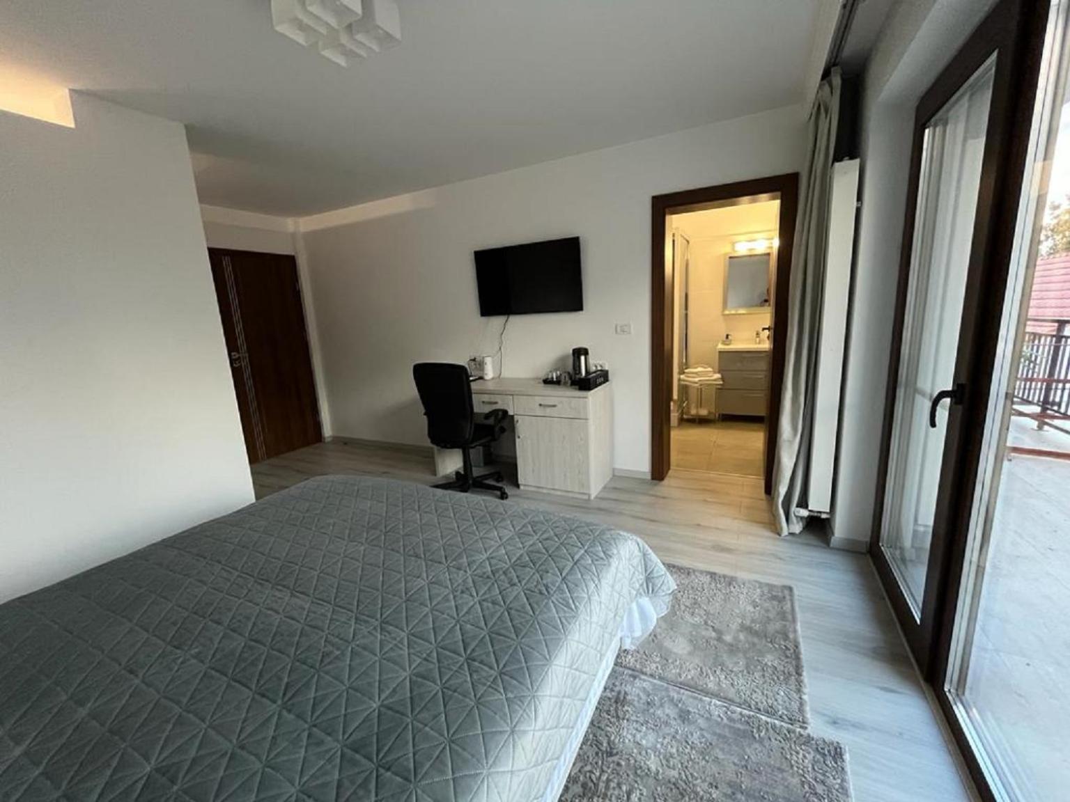 Trend Bed & Breakfast Арад Екстериор снимка