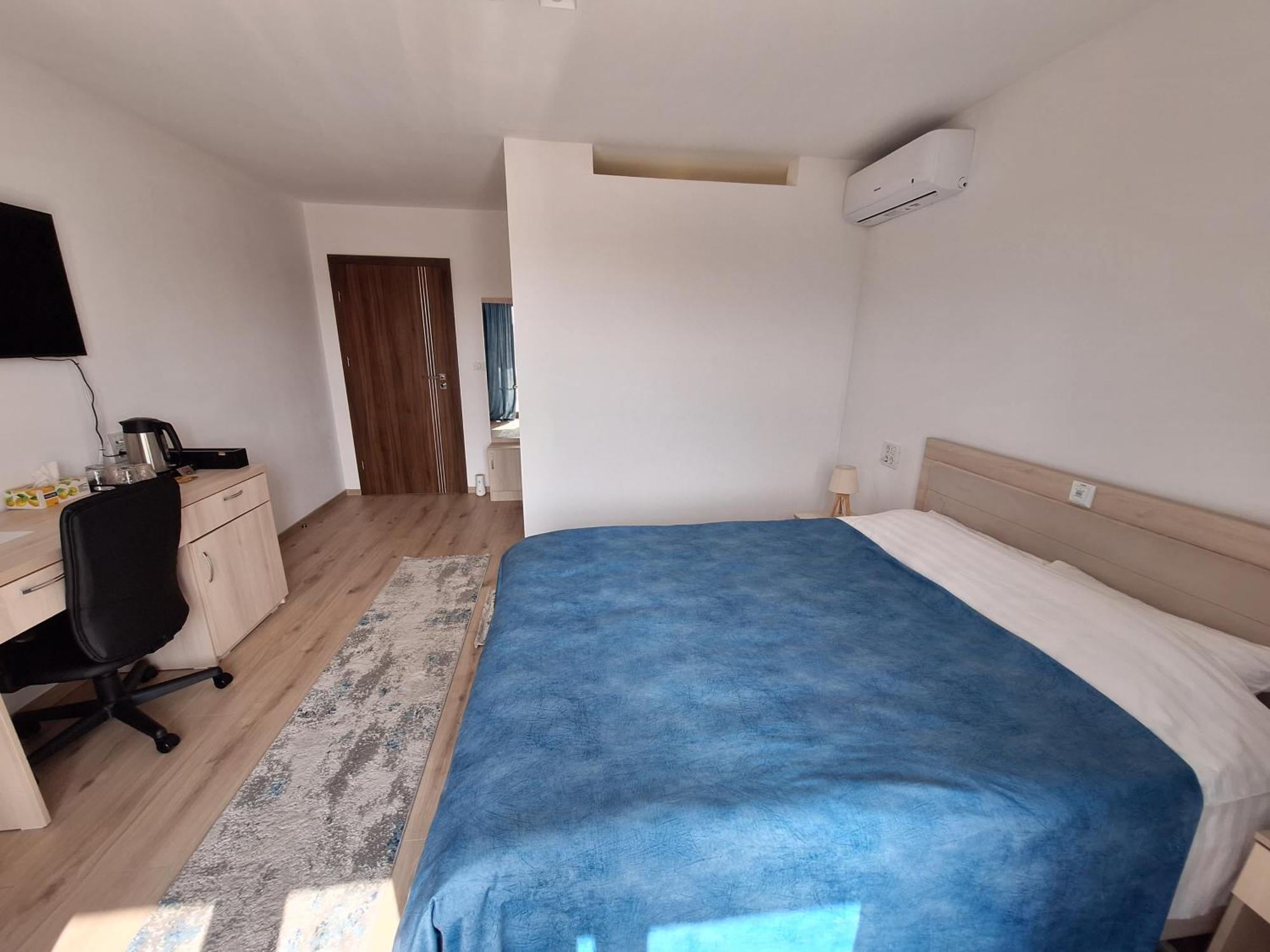 Trend Bed & Breakfast Арад Екстериор снимка