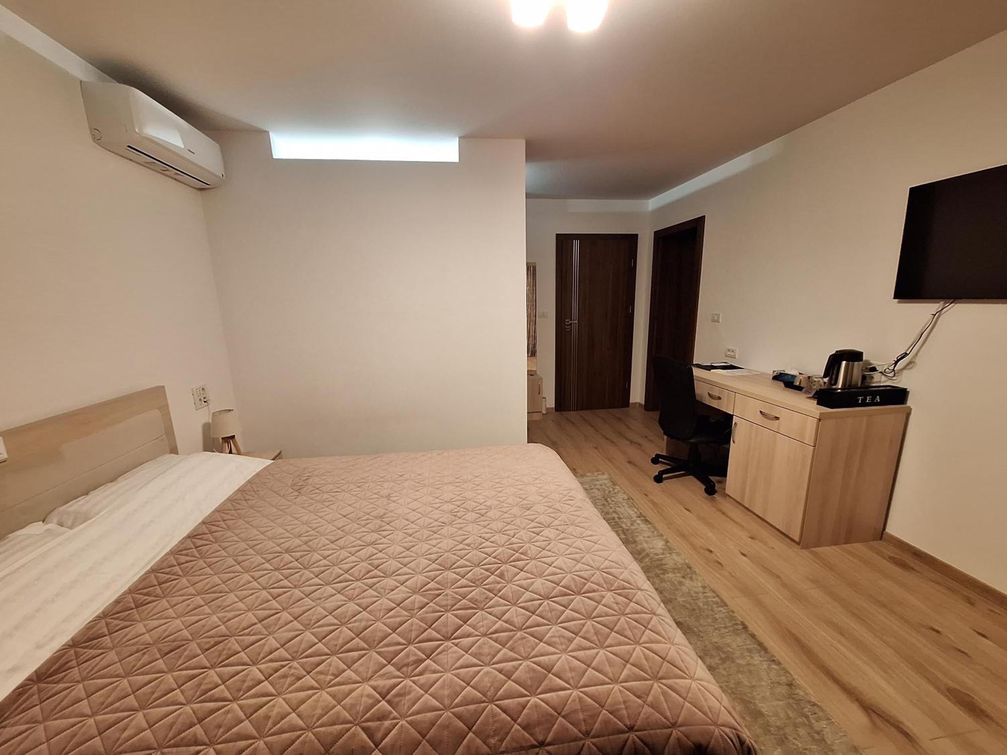Trend Bed & Breakfast Арад Екстериор снимка