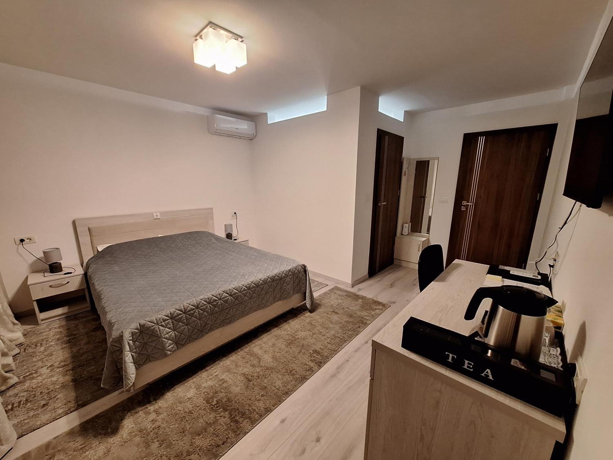 Trend Bed & Breakfast Арад Екстериор снимка