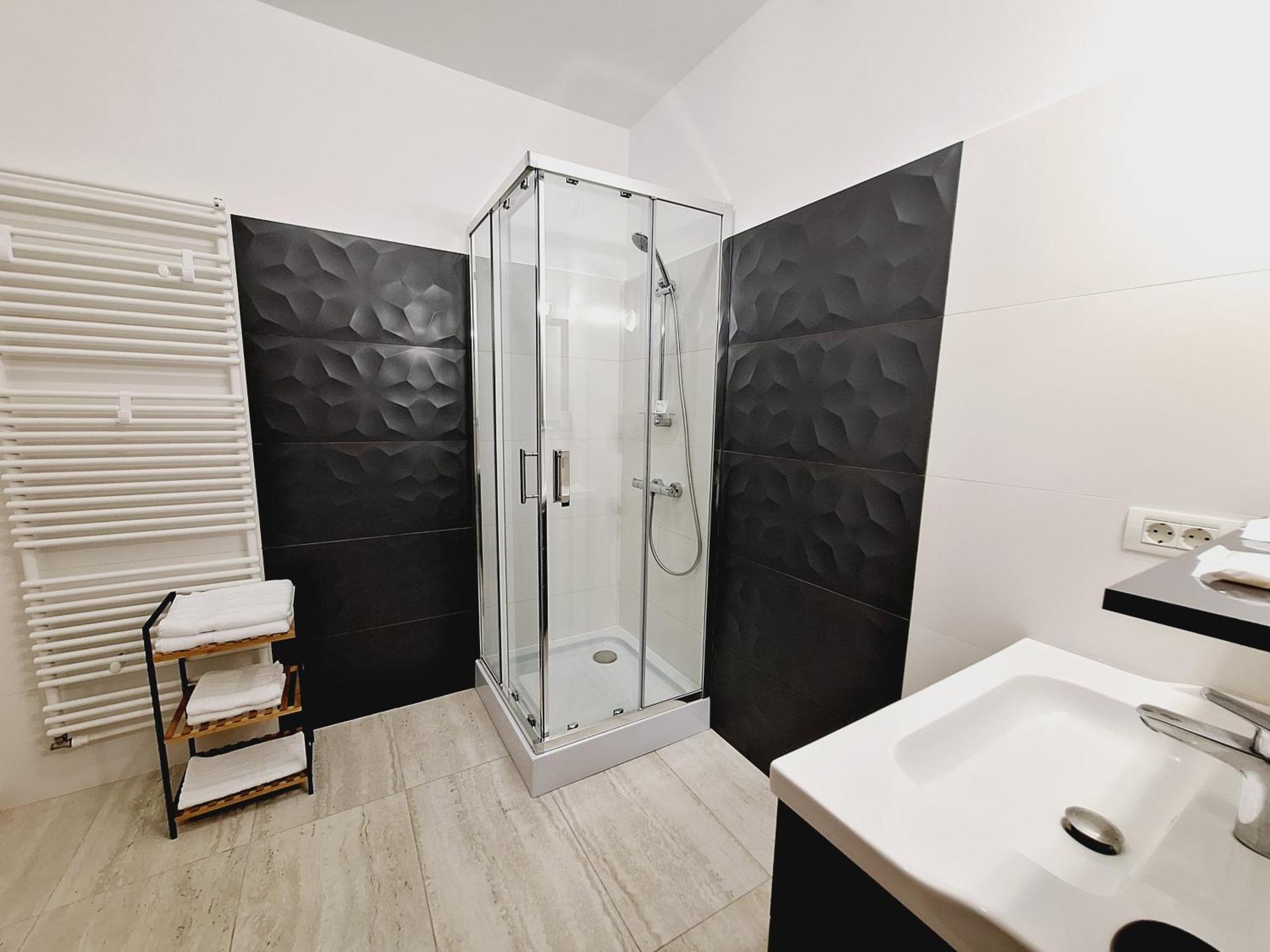 Trend Bed & Breakfast Арад Екстериор снимка